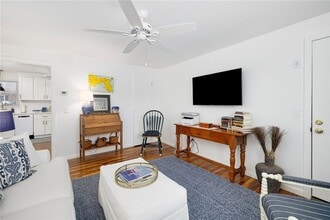 70 Carroll Ave in Newport, RI - Building Photo - Building Photo