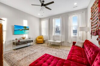 925 E Madison St in Louisville, KY - Building Photo - Building Photo