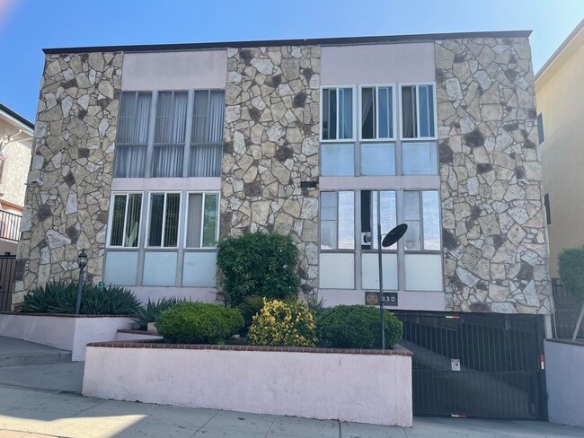 630 E Orange Grove Ave, Unit #A in Burbank, CA - Building Photo - Building Photo
