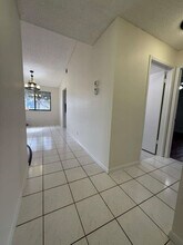 9321 SW 23rd St in Davie, FL - Building Photo - Building Photo