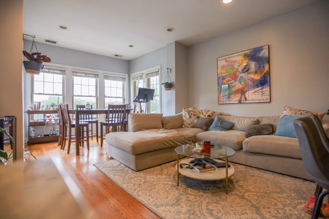 920 W Buena Ave, Unit 3