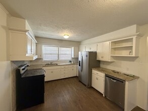 3813 25th St in Lubbock, TX - Building Photo - Building Photo