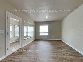 19401 8th Ave S in Des Moines, WA - Building Photo - Building Photo