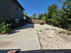 12335 Roy Rd in Pearland, TX - Building Photo - Building Photo