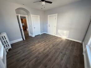 15 Huntington St in New London, CT - Building Photo - Building Photo