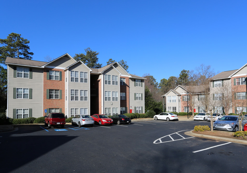 Crestwood Park in Marietta, GA - Foto de edificio