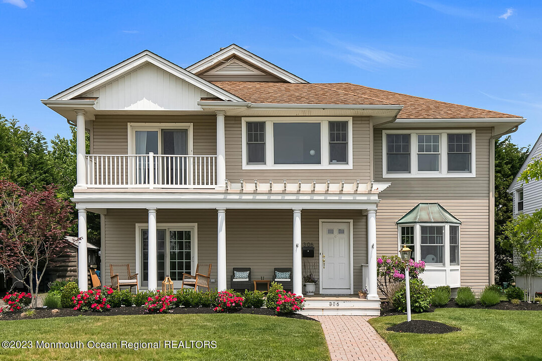 306 Ocean Rd in Spring Lake, NJ - Building Photo