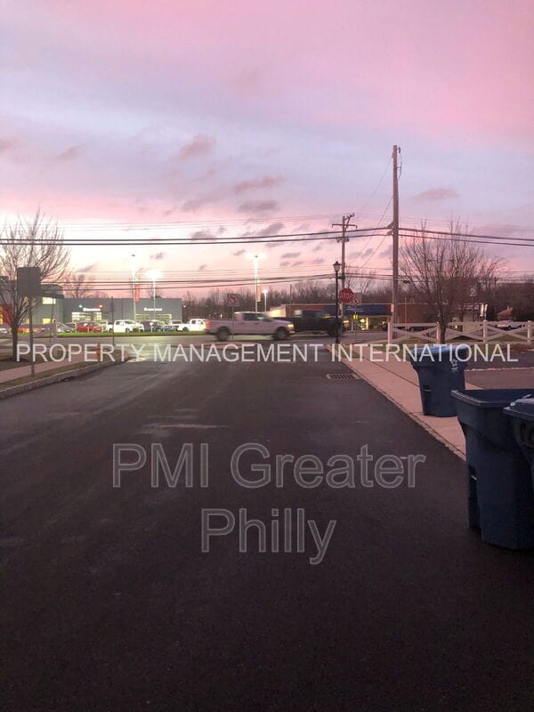 106 Mercer Ct in Fairless Hills, PA - Building Photo - Building Photo