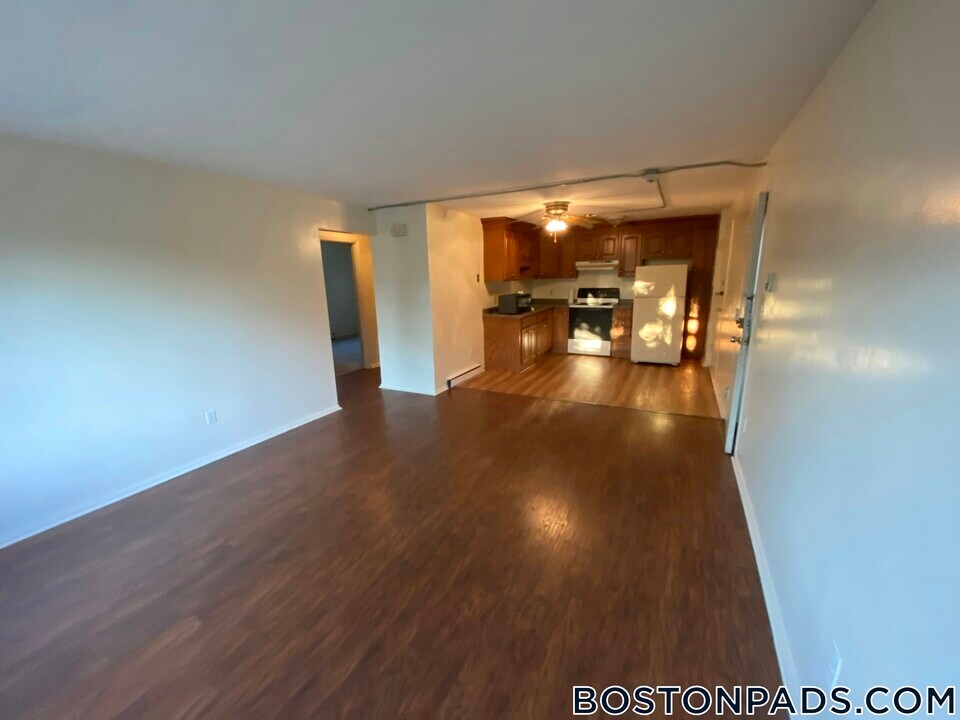 70 Jamaicaway in Boston, MA - Building Photo
