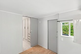 34 Dondi Rd in Key West, FL - Building Photo - Building Photo