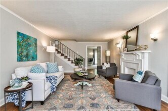 2217 NW 25th St in Oklahoma City, OK - Foto de edificio - Building Photo