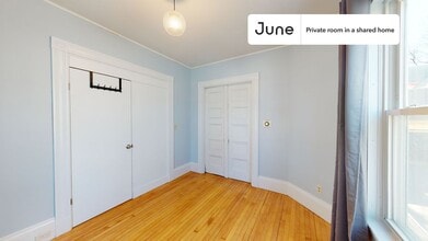 Private bedroom in 6 bed/1.5 bath Home in Boston, MA - Building Photo - Building Photo