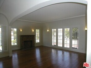 803 S Detroit St in Los Angeles, CA - Building Photo - Building Photo