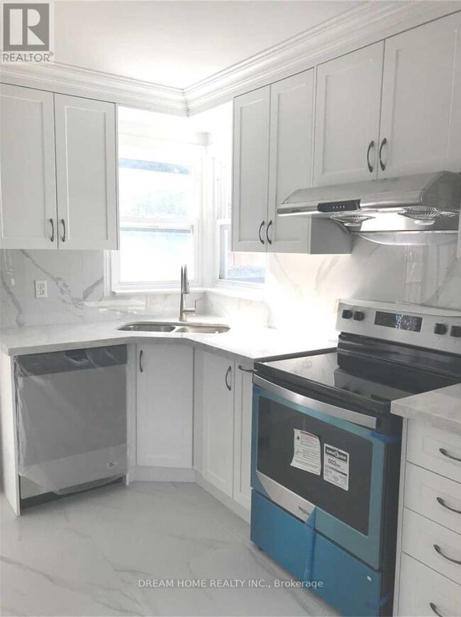 property at 34 Cartier Crescent