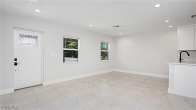 27304 Dortch Ave in Bonita Springs, FL - Building Photo - Building Photo