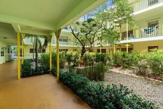 2031 Dewey St in Hollywood, FL - Building Photo - Building Photo