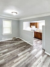 6149 Jackson Ave in Berkeley, MO - Building Photo - Building Photo