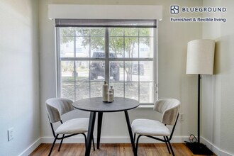 10001 N Capital of Texas Hwy in Austin, TX - Foto de edificio - Building Photo