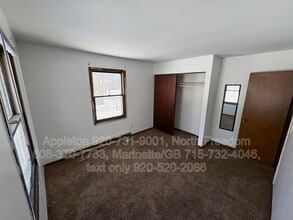 10 Cottage Row in Marinette, WI - Building Photo - Building Photo