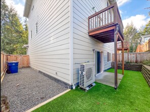 13128 12th Dr SE in Everett, WA - Building Photo - Building Photo