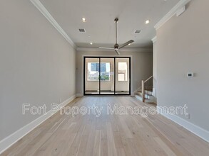 5439 Tomlinson Dr in Irving, TX - Building Photo - Building Photo