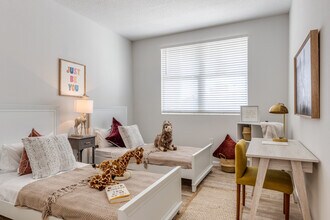 Sandlake Palazzo in Orlando, FL - Building Photo - Interior Photo