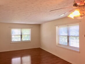 356 El Conquistador Pl, Unit 356 in Louisville, KY - Building Photo - Building Photo