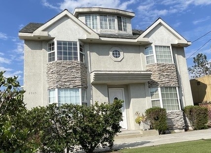 property at 2545 Manhattan Ave