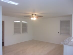 2796 Flora Ave in Memphis, TN - Building Photo - Building Photo