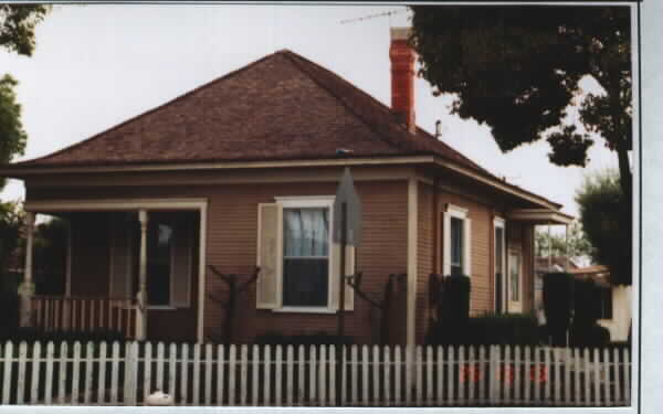 803 Garfield St in Santa Ana, CA - Building Photo