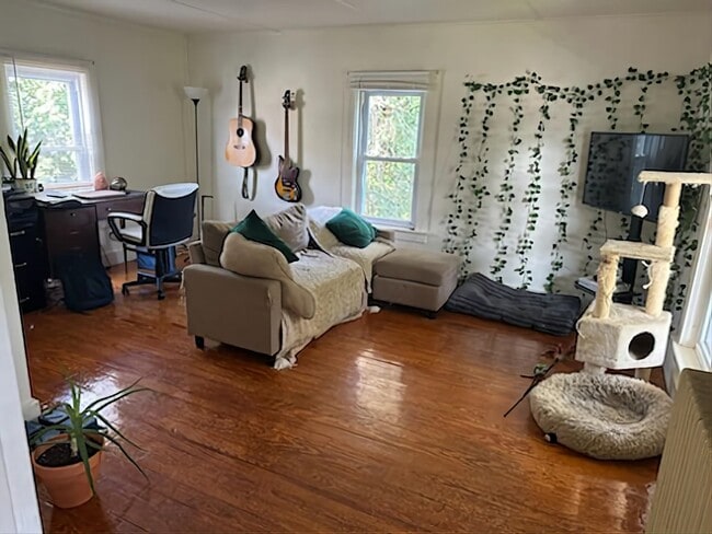 property at 24 Pearl St