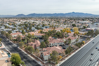 Island Park in Henderson, NV - Building Photo - Building Photo