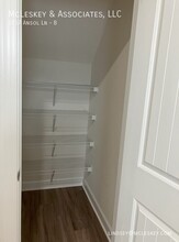 2737 Ansol Ln in Virginia Beach, VA - Foto de edificio - Building Photo