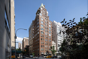 30 E 76th St Apartments