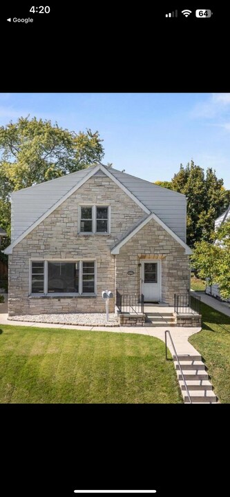 3037 S 46th St, Unit 3037 S 46 th st in Milwaukee, WI - Building Photo