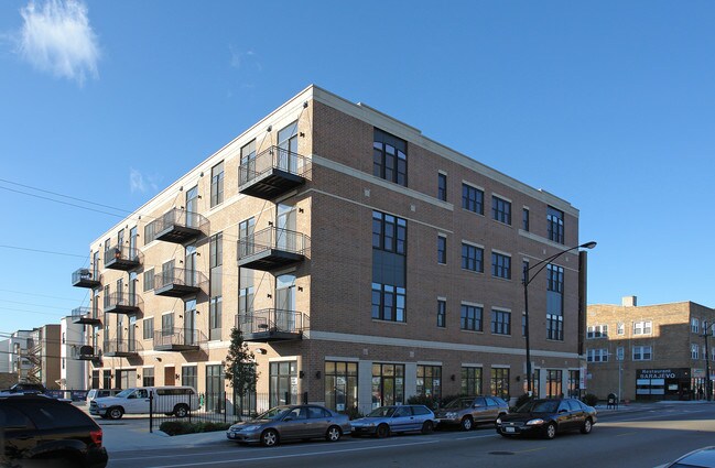 2645-2657 W Lawrence Ave in Chicago, IL - Building Photo - Building Photo