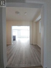 92 Sanders Rd in Erin, ON - Building Photo - Building Photo