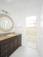 344 Meridian Ave in Miami Beach, FL - Building Photo - Building Photo