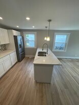139 Mayville Ave, Unit 1 in Town Of Tonawanda, NY - Building Photo