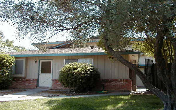 2408 Carta Ct in Sacramento, CA - Building Photo - Building Photo