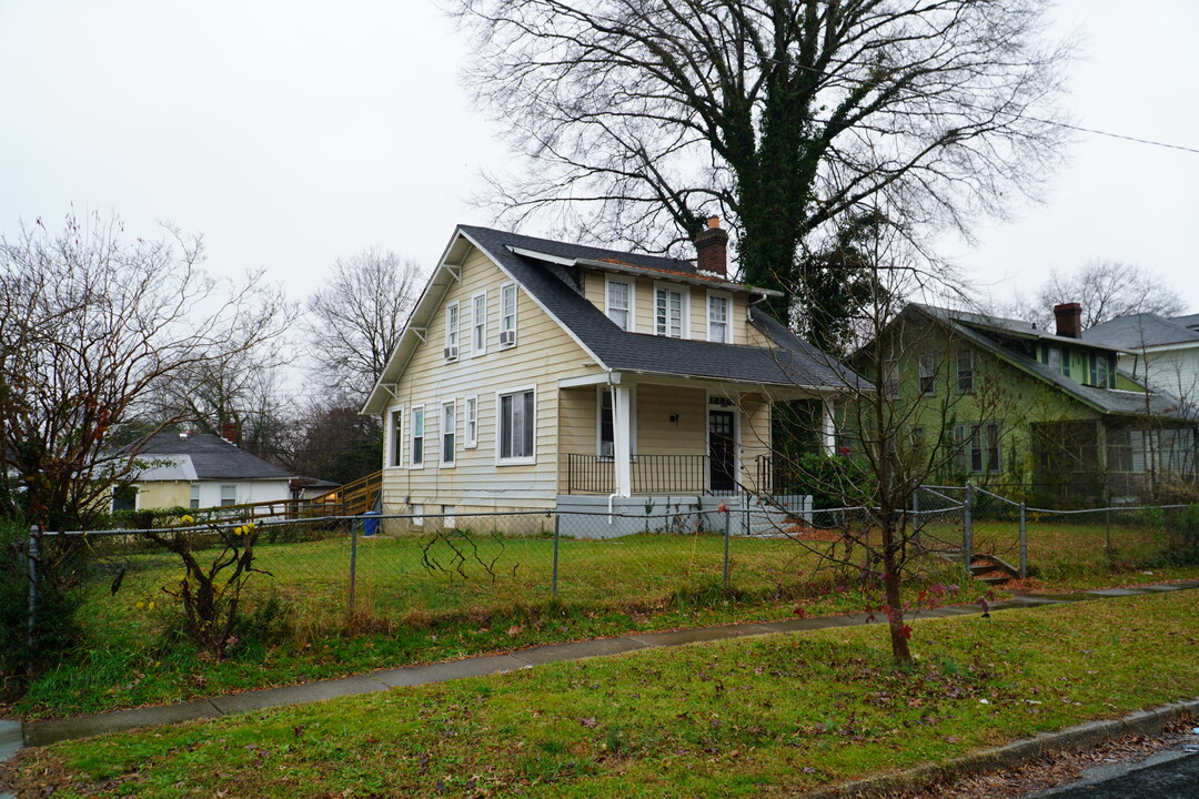 3023 4th Ave in Richmond, VA - Building Photo