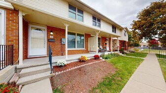 51 Sholto Dr in London, ON - Building Photo