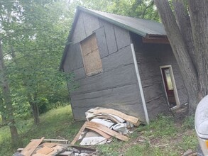 1362 Iron Dr in Bismarck, MO - Building Photo - Building Photo