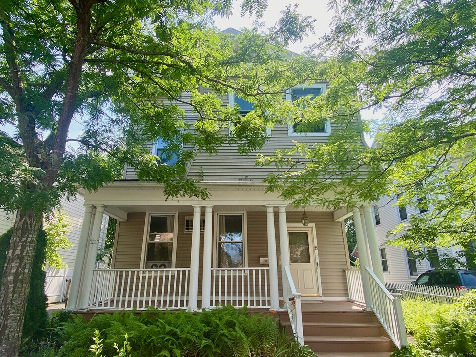 8 Eld St in New Haven, CT - Building Photo