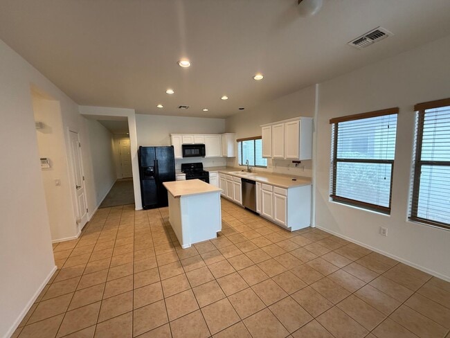 29759 N Desert Angel Dr in Queen Creek, AZ - Building Photo - Building Photo