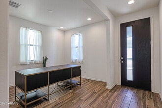 7424 S 32nd Dr in Phoenix, AZ - Building Photo - Building Photo