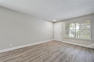 1200 Banister Ln in Austin, TX - Building Photo - Building Photo