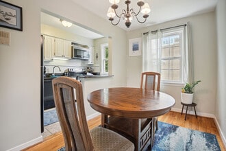 2202 Washington Ave in Silver Spring, MD - Building Photo - Building Photo