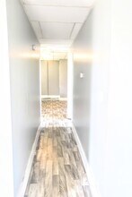 306 E North St, Unit 1 in Muncie, IN - Foto de edificio - Building Photo