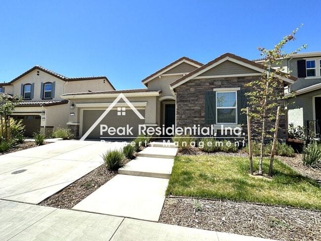 3225 Willowick Way in Folsom, CA - Building Photo - Building Photo
